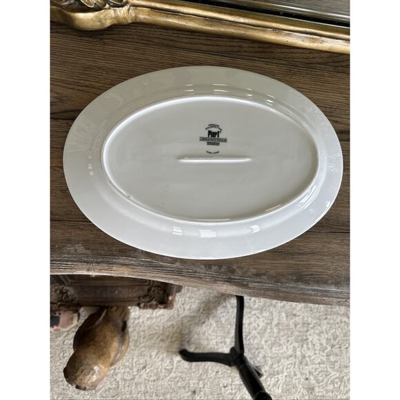 Pier 1 One White Serving Platter Oval 15.5 x 11 in - Picture 2 of 2